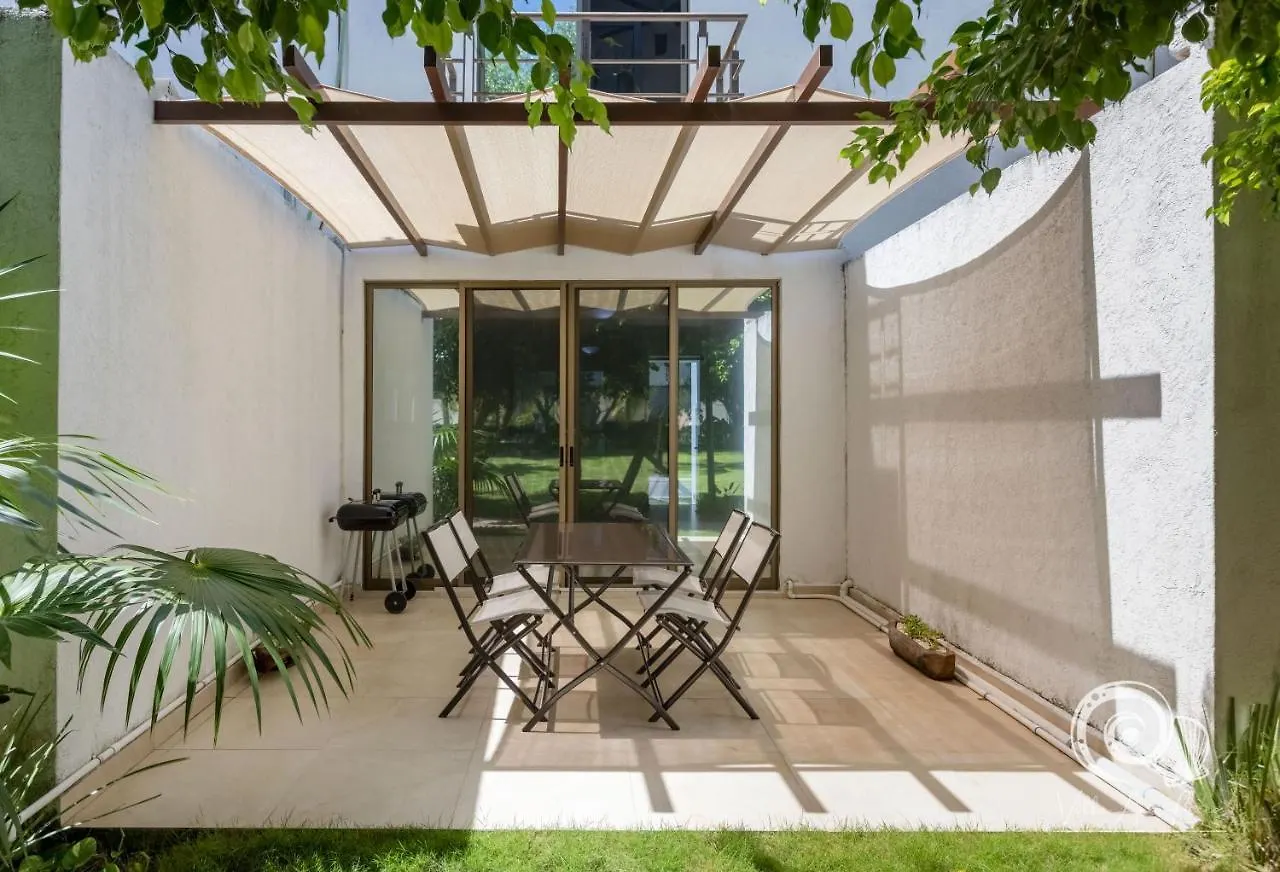 Villa Ana Lucia. contacts