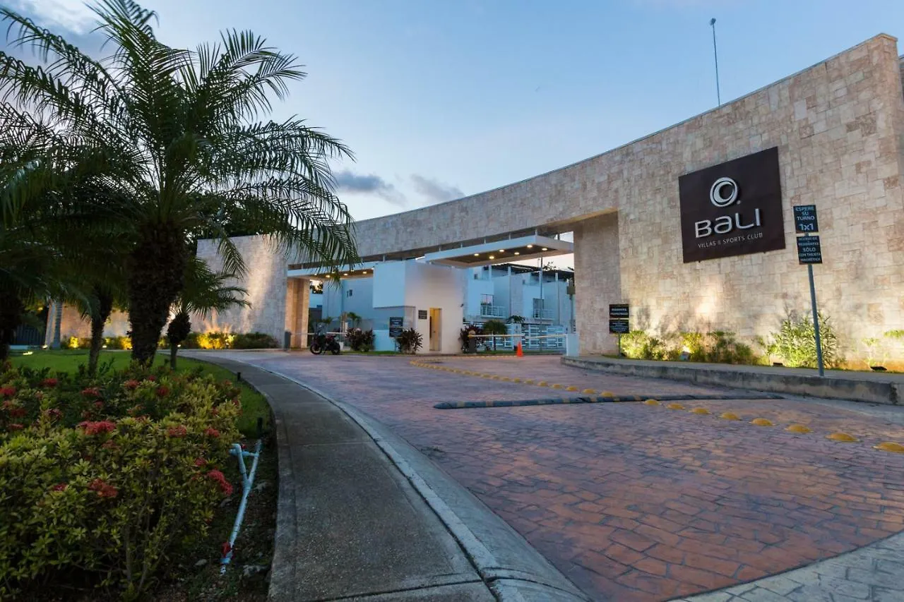 Villa Ana Lucia. Playa del Carmen Holiday home